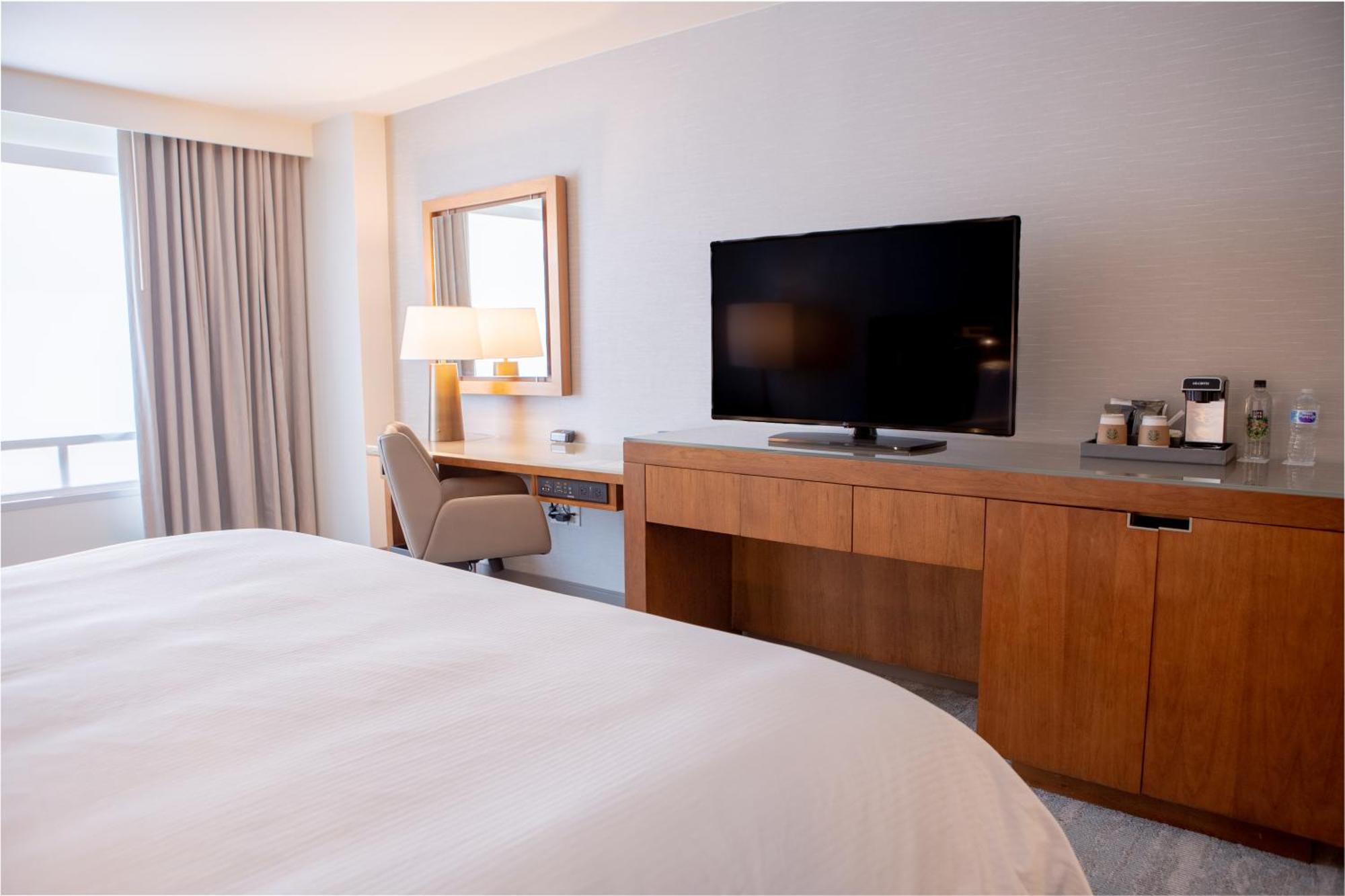 The Westin At The Domain 4*