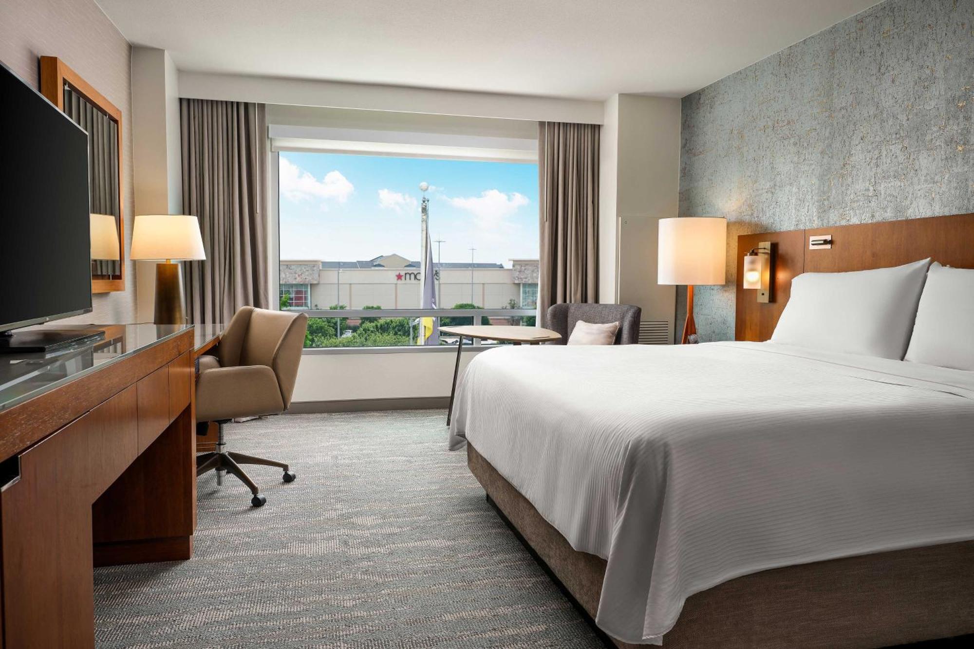 The Westin At The Domain 4*
